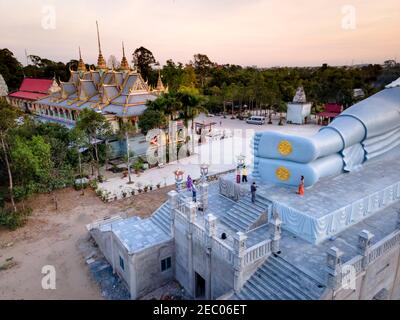 SOC Trang province, Vietnam - 6 février 2021 : le plus grand Bouddha couché du Vietnam à la Pagode SomRong dans la province de SOC Trang, Vietnam Banque D'Images