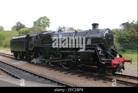 Un puissant moteur de locomotive à vapeur de classe 5 standard. Banque D'Images