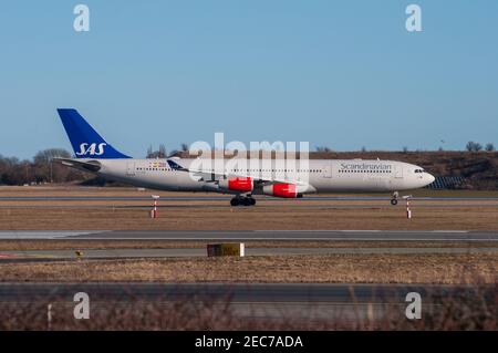 Copenhague Danemark - mars 17. 2018 : taxi SAS Airbus A340 à l'aéroport de Copenhague Banque D'Images