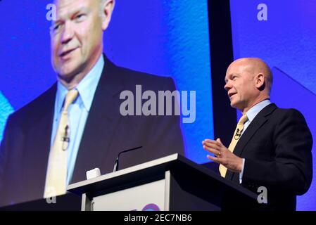 William Hague, le Lord Hague de Richmond, est un politicien britannique conservateur et un pair à vie. Il a représenté Richmond, dans le Yorkshire, en tant que député et a été chef du Parti conservateur de 1997 à 2001. Il a été secrétaire d'État aux Affaires étrangères et du Commonwealth de 2010 à 2014 et chef de la Chambre des communes de 2014 à 2015. Banque D'Images