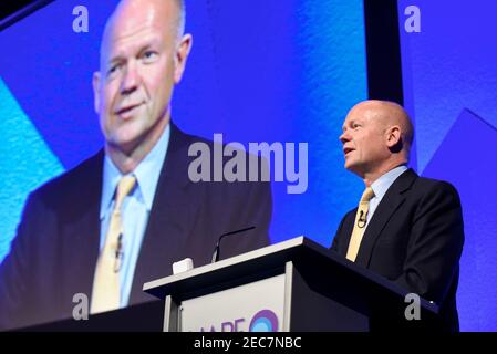 William Hague, le Lord Hague de Richmond, est un politicien britannique conservateur et un pair à vie. Il a représenté Richmond, dans le Yorkshire, en tant que député et a été chef du Parti conservateur de 1997 à 2001. Il a été secrétaire d'État aux Affaires étrangères et du Commonwealth de 2010 à 2014 et chef de la Chambre des communes de 2014 à 2015. Banque D'Images