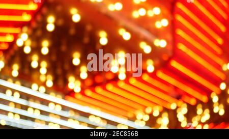 Lampes électriques anciennes et fashiées défocacées qui illuminent la nuit. Résumé gros plan de flou rétro casino décoration chatoyante, Las Vegas Etats-Unis. Allumé vi Banque D'Images