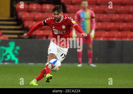 Watford, Royaume-Uni. 13 février 2021. Henri Lansbury de Bristol City en action pendant le match. EFL Skybet Championship Match, Watford et Bristol City au stade Vicarage Road à Watford le samedi 13 février 2021. Cette image ne peut être utilisée qu'à des fins éditoriales. Utilisation éditoriale uniquement, licence requise pour une utilisation commerciale. Aucune utilisation dans les Paris, les jeux ou les publications d'un seul club/ligue/joueur. photo par Steffan Bowen/Andrew Orchard sports photographie/Alay Live news crédit: Andrew Orchard sports photographie/Alay Live News Banque D'Images