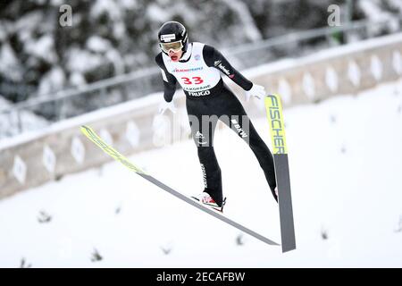 Zakopane, Pologne. 13 février 2021. Gregor Deschwanden saut à ski sur le site de saut à ski de Great Krokiew pendant la coupe du monde de saut à ski à Zakopane. Crédit : SOPA Images Limited/Alamy Live News Banque D'Images