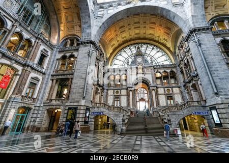 Hall d'entrée de la gare centrale d'Anvers, intérieur, Belgique Banque D'Images