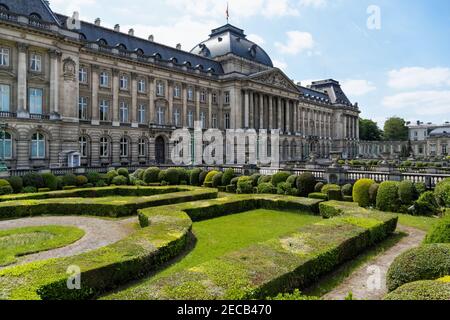 Palais royal de Bruxelles, jardin extérieur et avant, Bruxelles, Belgique Banque D'Images