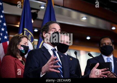 Jamie Raskin (démocrate du Maryland), directeur principal de la procédure de mise en accusation, fait des remarques lors d'une conférence de presse au Capitole des États-Unis, après que le Sénat américain ait voté 57-43 pour l'acquittement de l'ancien président Donald J. Trump sur une accusation de mise en accusation d'incitation à l'attaque contre le Capitole des États-Unis, à Washington, DC, samedi, 13 février 2021. Crédit : Rod Lamkey/CNP | utilisation dans le monde entier Banque D'Images