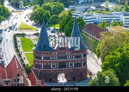 Porte de Holstentor dans la ville de Lubeck, Allemagne Banque D'Images