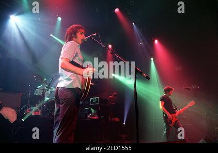 Supergrass en concert au Forum de Londres, Royaume-Uni. 11 octobre 1999 Banque D'Images