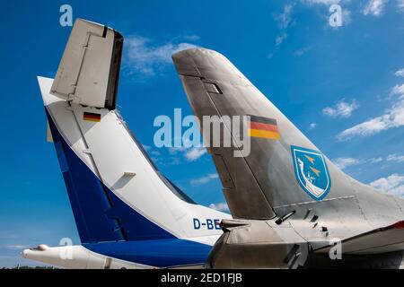 Stabilisateurs verticaux à la queue de l'avion, Laupheim, Bade-Wurtemberg, Allemagne Banque D'Images