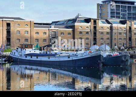 West India Quay, North Dock, Canary Wharf, Docklands, Londres, Royaume-Uni Banque D'Images