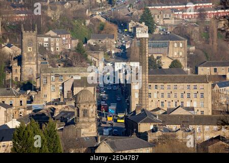 Vue sur le centre-ville, le pont Sowerby, West Yorkshire Banque D'Images