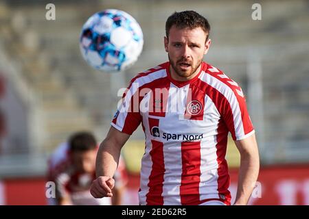 Aalborg, Danemark. 14 février 2021. Kristoffer Pallesen (2) d'AAB vu pendant le match 3F Superliga entre Aalborg Boldklub et Randers FC au parc Aalborg Portland à Aalborg. (Crédit photo : Gonzales photo/Alamy Live News Banque D'Images