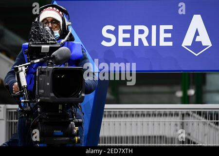 Milan, Italie. 14 février 2021. MILAN, ITALIE - 14 février 2021: Une caméra tv est vue pendant la série UN match de football entre FC Internazionale et SS Lazio. (Photo de Nicolò Campo/Sipa USA) crédit: SIPA USA/Alay Live News Banque D'Images