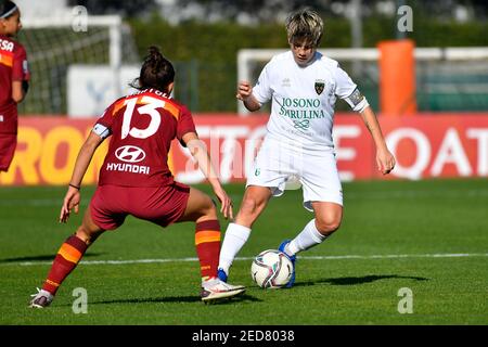 Rome, Italie. 14 février 2021. Le match de retour de Giallorossi dans les quarts de finale de la Coppa Italia était une pure formalité, A.S. Roma vs Florentia San Gimignano. COMME Roma gagne 6-1. (Photo de Domenico Cippitelli/Pacific Press) Credit: Pacific Press Media production Corp./Alay Live News Banque D'Images