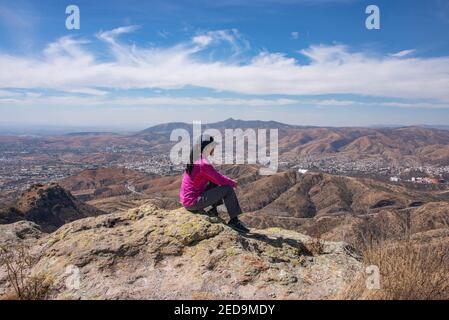 Trekker avec vue magnifique sur la ville de Guanajuato, État de Guanajuato, Mexique Banque D'Images