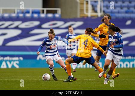 Reading, Royaume-Uni. 14 février 2021. EDGWARE, ANGLETERRE - FÉVRIER 14: Rachel Rowe de Reading FC Women pendant Barclays FA Women's Super League entre Reading et Everton au Madejski Stadium, Reading UK le 14 février 2021 crédit: Action Foto Sport/Alay Live News Banque D'Images