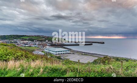 Bransty, Cumbria, Angleterre, Royaume-Uni - Mai 03, 2019 : Un orage dans la soirée, vu de Bransty, regard vers Whitehaven Banque D'Images