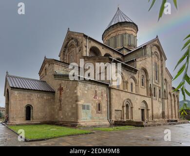Panorama de l'église et du château de Svetitskhoveli à Mtskheta, Géorgie Banque D'Images