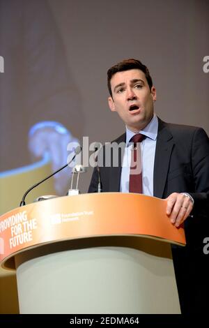 Ancien secrétaire d'État à la Santé Andy Burnham, député, aujourd'hui maire du Grand Manchester. Il a été secrétaire en chef du Trésor de 2007 à 2008 au Cabinet de Gordon Brown, secrétaire à la Culture de 2008 à 2009 et secrétaire à la Santé de 2009 à 2010. Burnham a été secrétaire de Shadow Home de 2015 à 2016 et député de Leigh de 2001 à 2017 Banque D'Images