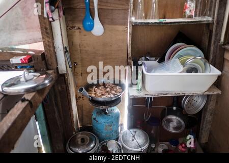 Cimetière, Manille, Makati, Philippines, vivant à l'intérieur d'un cimetière, tombe Banque D'Images