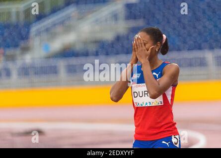 Omara Duran, de Cuba, remporte le record mondial de 100 m T12 féminin avec 11.65. La journée de l'Athlétisme des Jeux Parapan am a été marquée b Banque D'Images