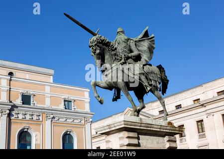 Statue équestre en bronze et monument au CID Campeador dans la ville de Burgos. Espagne. Banque D'Images