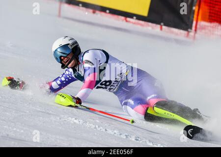 Cortina (BL, Italie. 15 février 2021. Cortina (BL), Italie, Olympia delle Tofane, 15 février 2021, IGNJATOVIC Nevena SRB lors des Championnats du monde DE SKI alpin 2021 FIS combiné alpin - hommes - femmes - course de ski alpin crédit: Luca Tedeschi/LPS/ZUMA Wire/Alay Live News Banque D'Images