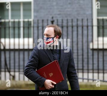 Londres, Angleterre, Royaume-Uni. 15 février 2021. Le secrétaire d'État britannique à la Santé et aux soins sociaux MATT HANCOCK est vu à l'extérieur du 10 Downing Street. Credit: Tayfun Salci/ZUMA Wire/Alay Live News Banque D'Images