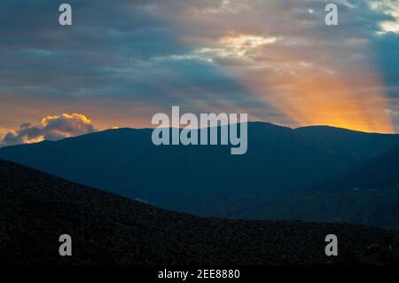 Quebrada de Humahuaca, coucher de soleil. Jujuy, Argentine Banque D'Images