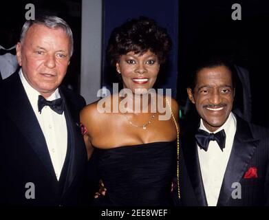 Frank Sinatra, Dionne Warwick Sammy Davis Jr. Années 1980 photo par Adam Scull-PHOTOlink.net Banque D'Images