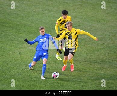 De gauche à droite Marco JOHN (1899), Giovanni REYNA (DO), Julian BRANDT (DO), action, duels, football 1er Bundesliga, 21e jour de match, Borussia Dortmund (DO) - TSG 1899 Hoffenheim (1899) 2: 2, le 19 septembre 2020 à Dortmund/Allemagne. Photo: Maik Hoelter/TEAM2sportphoto/Pool via FOTOAGENTUR Sven Simon # les règlements DFL interdisent toute utilisation de photographies comme séquences d'images et/ou quasi-vidéo # usage éditorial SEULEMENT # agences de presse nationales et internationales HORS | usage dans le monde entier Banque D'Images