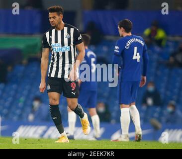 LONDRES, ANGLETERRE - FÉVRIER 15 : Joelinton de Newcastle United pendant la première place entre Chelsea et Newcastle United au stade Stamford Bridge, Londo Banque D'Images