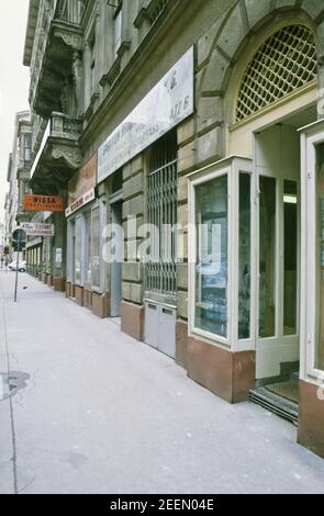 Wien, Gonzagagasse, alte Textilgeschäfte Banque D'Images