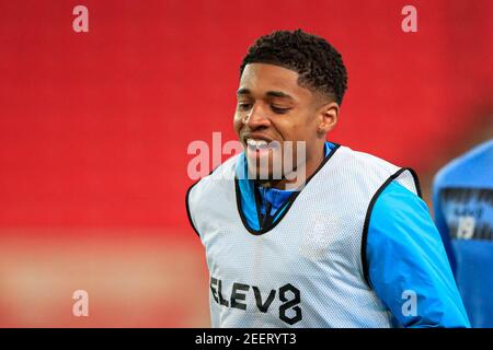 Stoke on Trent, Royaume-Uni. 16 février 2021. Kadeem Harris #7 de Sheffield mercredi pendant l'échauffement pour le match à Stoke-on-Trent, Royaume-Uni le 2/16/2021. (Photo de Conor Molloy/News Images/Sipa USA) crédit: SIPA USA/Alay Live News Banque D'Images