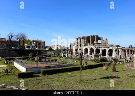 Santa Maria Capua Vetere, Italie - 16 février 2021 : l'Anfiteatro Campano ou l'Anfiteatro Capuano Banque D'Images