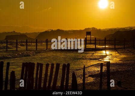 Dawlish Warren Beach au coucher du soleil. Banque D'Images