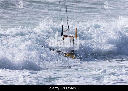 Kite surf, Kite board action photo en Espagne Costa Brava Banque D'Images