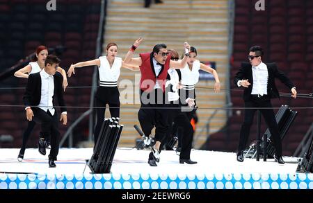 Londres, Royaume-Uni. 9th juin 2013. PSY se produit sur scène au Summertime ball de Capital FM au stade Wembley, à Londres. Banque D'Images
