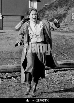 Donna Mills, sur le tournage du film de télévision « The Hunted Lady », alias « Woman on the Run », CBS-TV, 1977 Banque D'Images