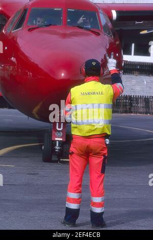 'DÉMARRER NO2'. COMMUNICATION MANUELLE ENTRE LE PILOTE ET GROUNDCREW. Banque D'Images