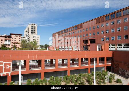 Italie, Lombardie, Milan, Bicocca District, State University Bicocca par Gregotti Architect & Associates. Université d'État Banque D'Images