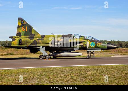 Ancien avion de chasse 37 Viggen de la Force aérienne suédoise Saab à la base aérienne Kleine-Brogel. Belgique - 14 septembre 2019. Banque D'Images