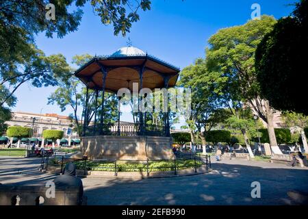 Belvédère dans un parc, Plaza de Los Marsires, Morelia, Michoacan State, Mexique Banque D'Images