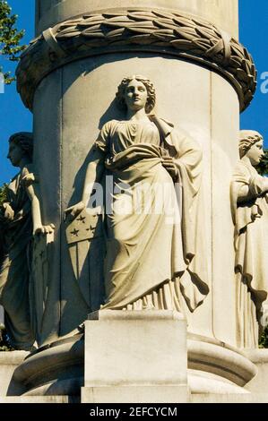 Vue à angle bas d'une statue, statue de la guerre de Sécession, Boston, Massachusetts, États-Unis Banque D'Images