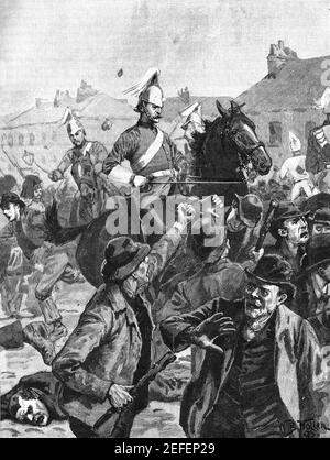 Dragoons et Highlanders dispersent les émeutiers à Belfast; Belfast émeutes à Hannahstown en 1872. Nationalistes manifestant et faisant campagne pour le r Banque D'Images