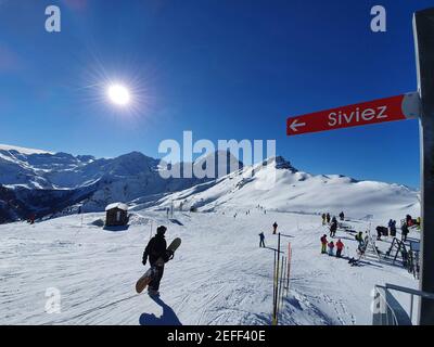 2/17/2021 - Veysonnaz, Suisse 15/02/2021 - masques obligatoires, capacité réduite à 50%, abris ouverts uniquement à emporter, mais remontées mécaniques ouvertes dès le début de la saison usage éditorial uniquement (photo d'IPA/Sipa USA) Banque D'Images