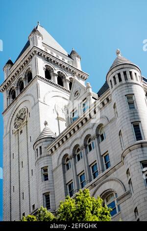 Vue à angle bas d'un bâtiment, Washington DC, États-Unis Banque D'Images