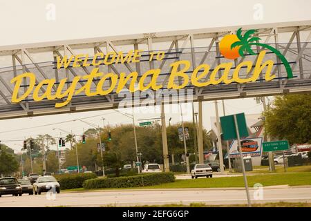 Panneau sur un pont, Daytona Beach, Floride, États-Unis Banque D'Images