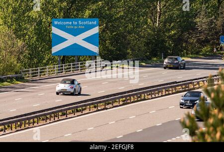 Bienvenue au panneau Ecosse où la M6 rejoint la A74 M près de Gretna Green, à la frontière entre l'Angleterre et l'Écosse. Banque D'Images